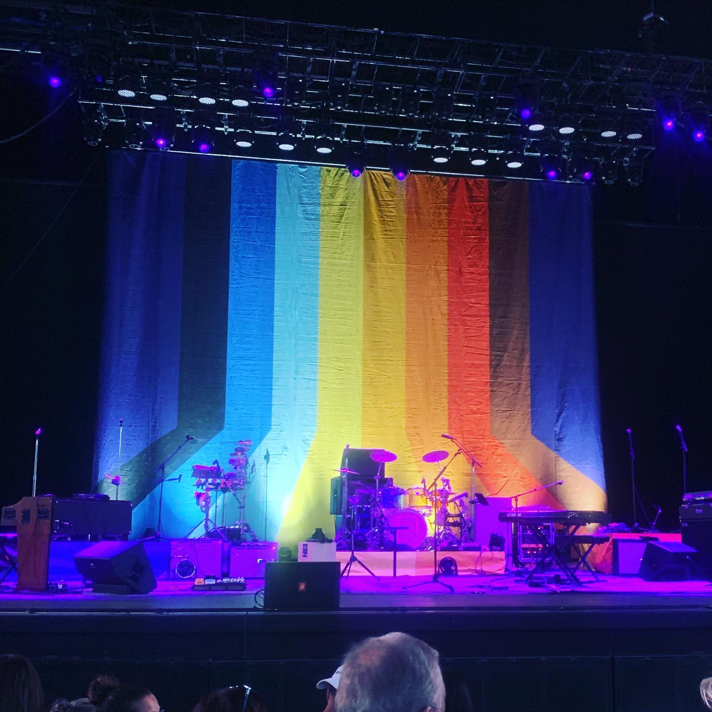 Jason Mraz 6th row seats.