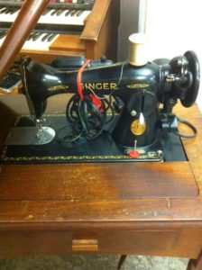 Singer  vintage sewing machine